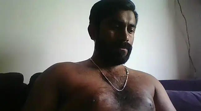 GUJARATIGUY6399 online show from 11/14/24, 10:54