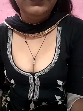 Cute nidhi online show from 12/02/24, 04:58