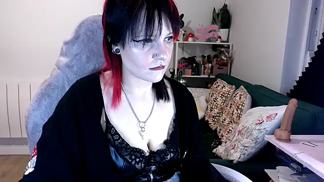 Mommy Ruby online show from 12/01/24, 01:58