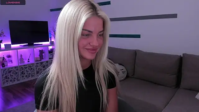 Nia Blondie X online show from 11/30/24, 05:51