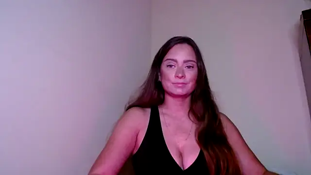 Sophie Raegan online show from 12/13/24, 12:56