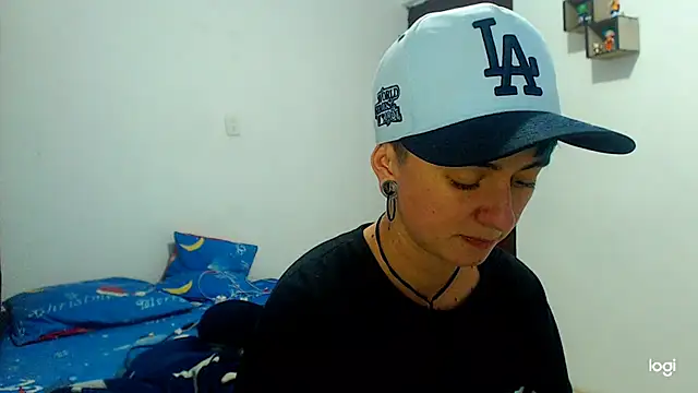 tomboyblue online show from 12/03/24, 03:33