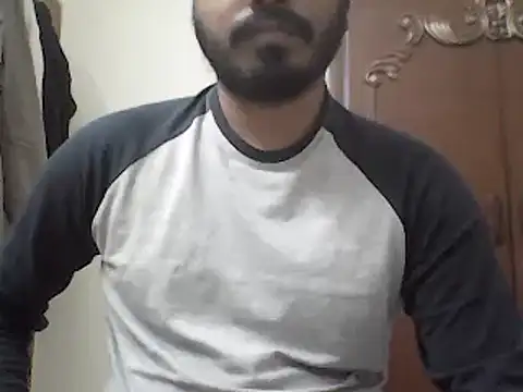 desiboyasif online show from 12/18/24, 08:21