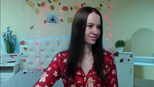 KaraCriegs online show from 12/01/24, 05:40