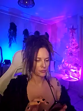 Luna Kitanna online show from 12/12/24, 08:49