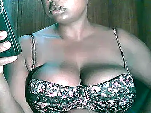 sweetchocolatebabe online show from 12/07/24, 08:56