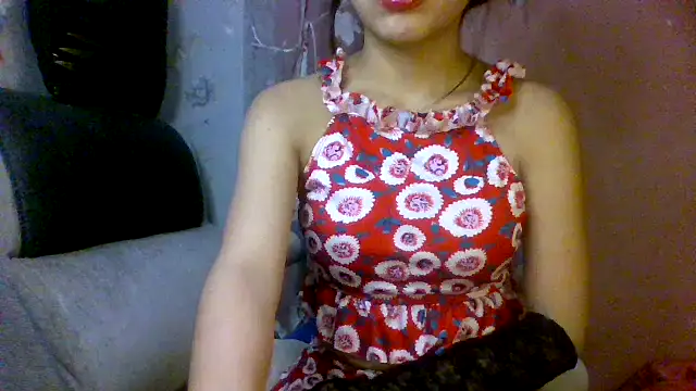 model himanshi online show from 12/02/24, 04:04