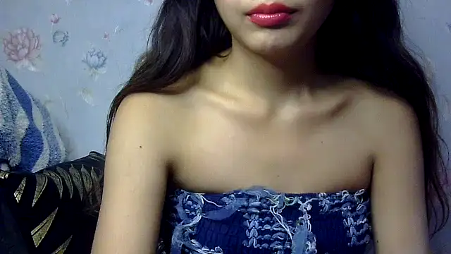 model himanshi online show from 12/11/24, 04:24