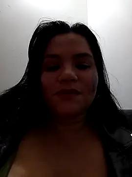 Julieta-tits online show from 11/23/24, 08:07