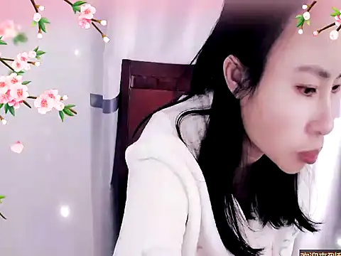 xiaoxuer online show from 01/02/25, 04:54