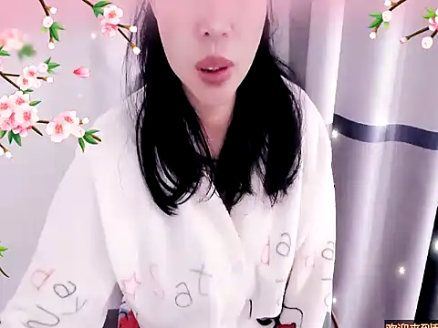 xiaoxuer online show from 12/19/24, 03:22