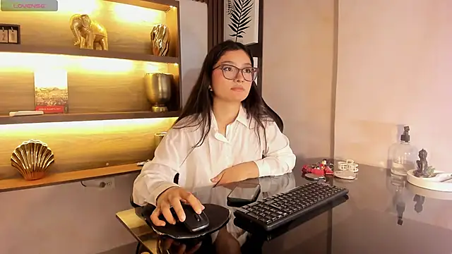 Arianavillada online show from 11/30/24, 03:30