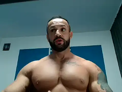 Magnificmuscles89 online show from 12/11/24, 10:53