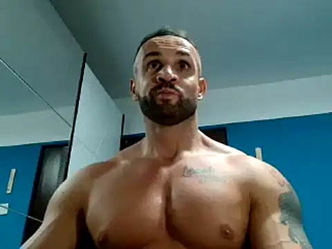 Magnificmuscles89 online show from 12/16/24, 09:58