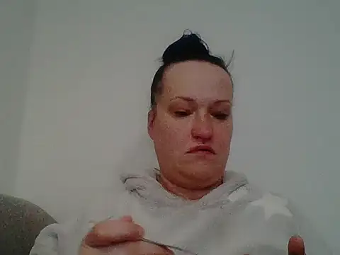  squirty cum lady  online show from 12/27/24, 06:57