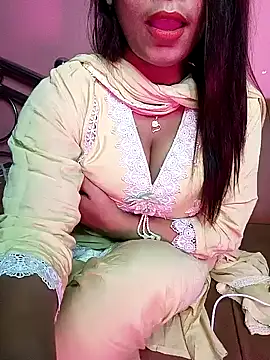 Divya girl online show from 12/19/24, 06:30