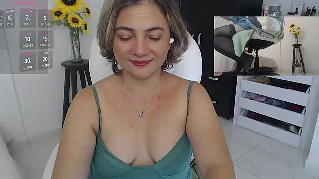 ana milf online show from 11/15/24, 01:29