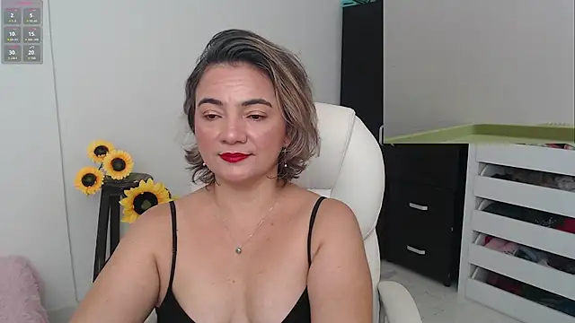 ana milf online show from 12/04/24, 01:17