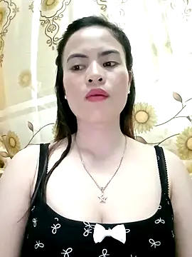 NgocQuyen2K online show from 11/29/24, 02:39