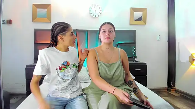 AndreaAndKarina online show from 12/02/24, 12:31