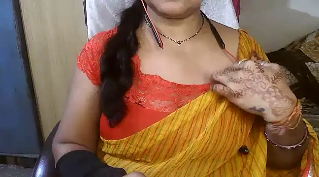 Cute Ruhi99 online show from 11/18/24, 06:35