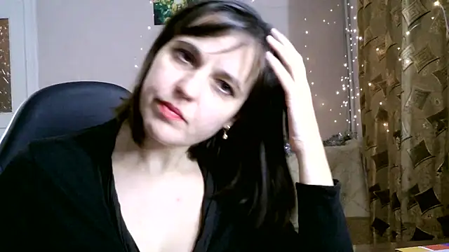 MelanieAhHot online show from 12/20/24, 06:27