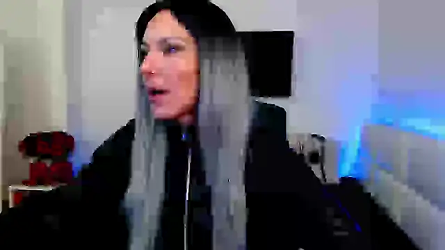 EvelynQueenn online show from 11/27/24, 06:04