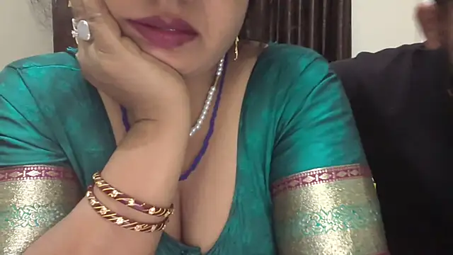 Sexy-sweetybhabi online show from 12/04/24, 11:37