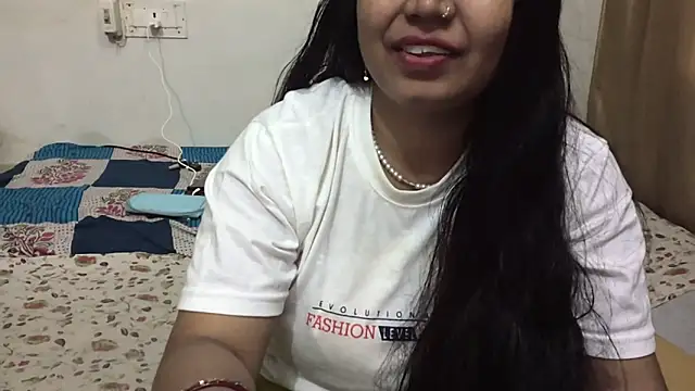 Sexy-sweetybhabi online show from 12/12/24, 11:20