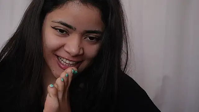 Feetgirl01 online show from 01/05/25, 11:48