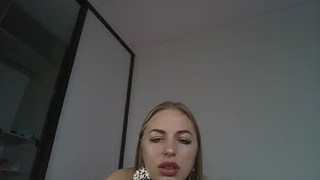 Kristina diamond online show from 01/03/25, 01:49