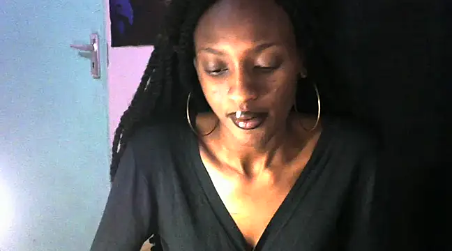 Tee babygirl1 online show from 11/17/24, 05:02