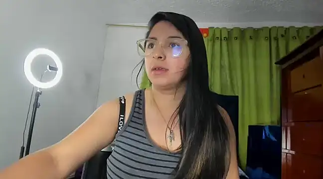  Angelinaandrade  online show from 01/11/25, 11:08