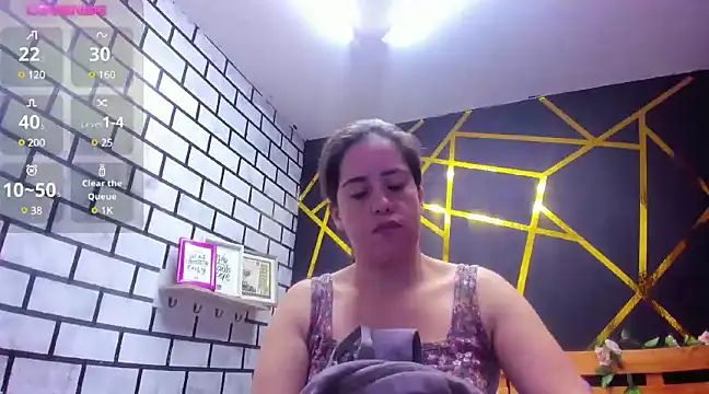 kathina giraldo online show from 12/04/24, 12:35