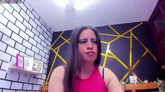 kathina giraldo online show from 01/09/25, 12:39