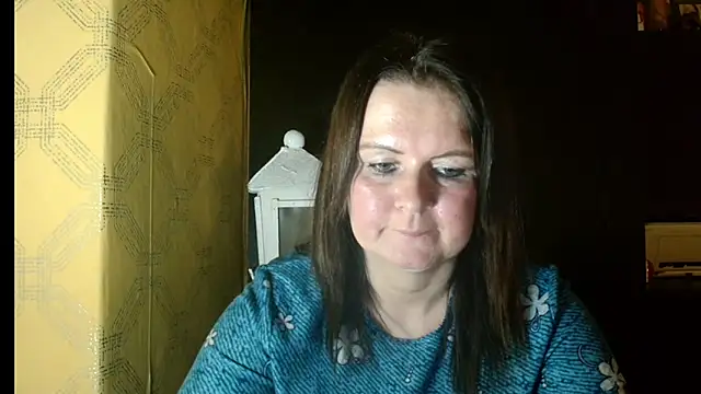 DoreenLips online show from 12/04/24, 04:13