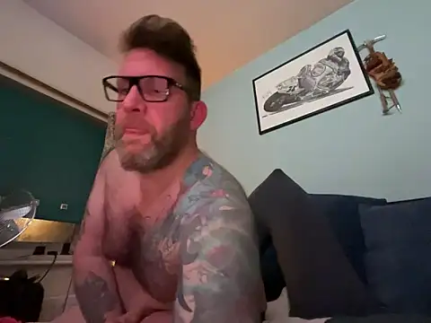 Tattooednakedguy online show from 11/13/24, 10:58