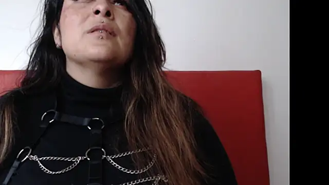 amydeepqueen online show from 11/22/24, 11:55