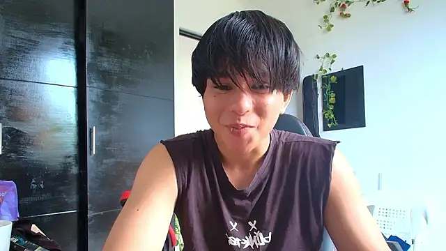 Haruto2001 online show from 11/14/24, 04:30