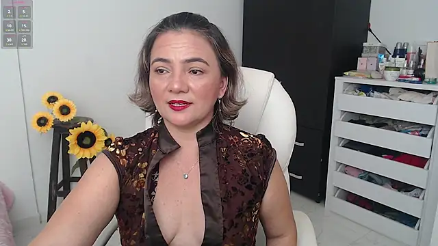 Ghada milf online show from 12/03/24, 11:03