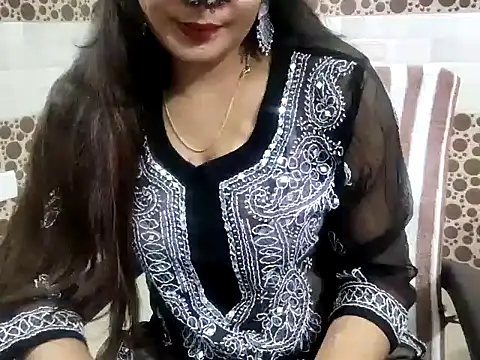 Aarvi Arora online show from 12/05/24, 11:04