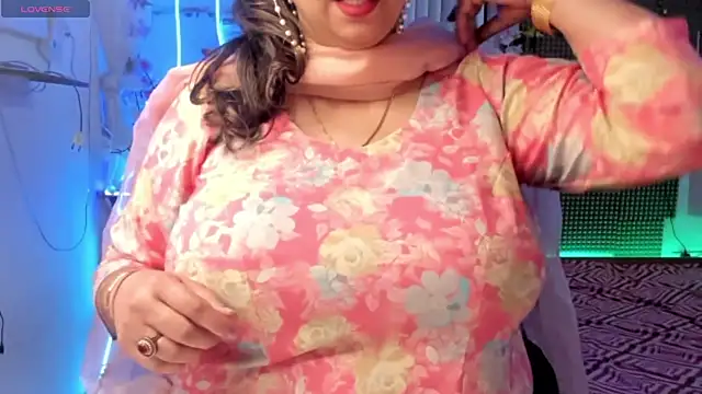 Gulabi Queen online show from 02/03/25, 07:51