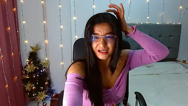 ChloeSanchezx online show from 12/17/24, 02:06