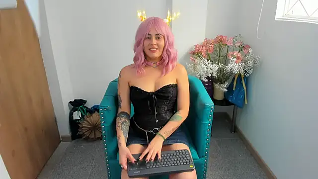 AleeneSaenz online show from 12/09/24, 12:23