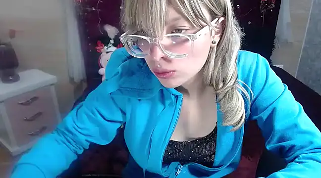 katalinalxx online show from 12/19/24, 01:45