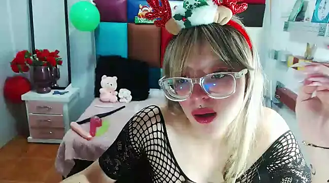 katalinalxx online show from 12/17/24, 08:00