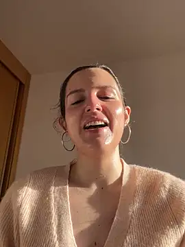 tatianaAlvarez1 online show from 11/17/24, 08:43