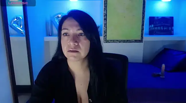 sara olmos online show from 12/03/24, 12:43