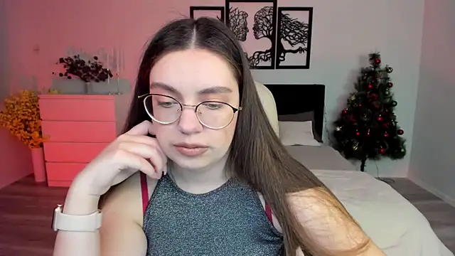 DaniellaLovely online show from 12/20/24, 11:37