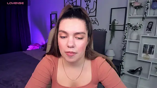 DaniellaLovely online show from 11/30/24, 11:25